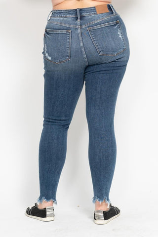 Charlotte Skinny Jeans in Plus